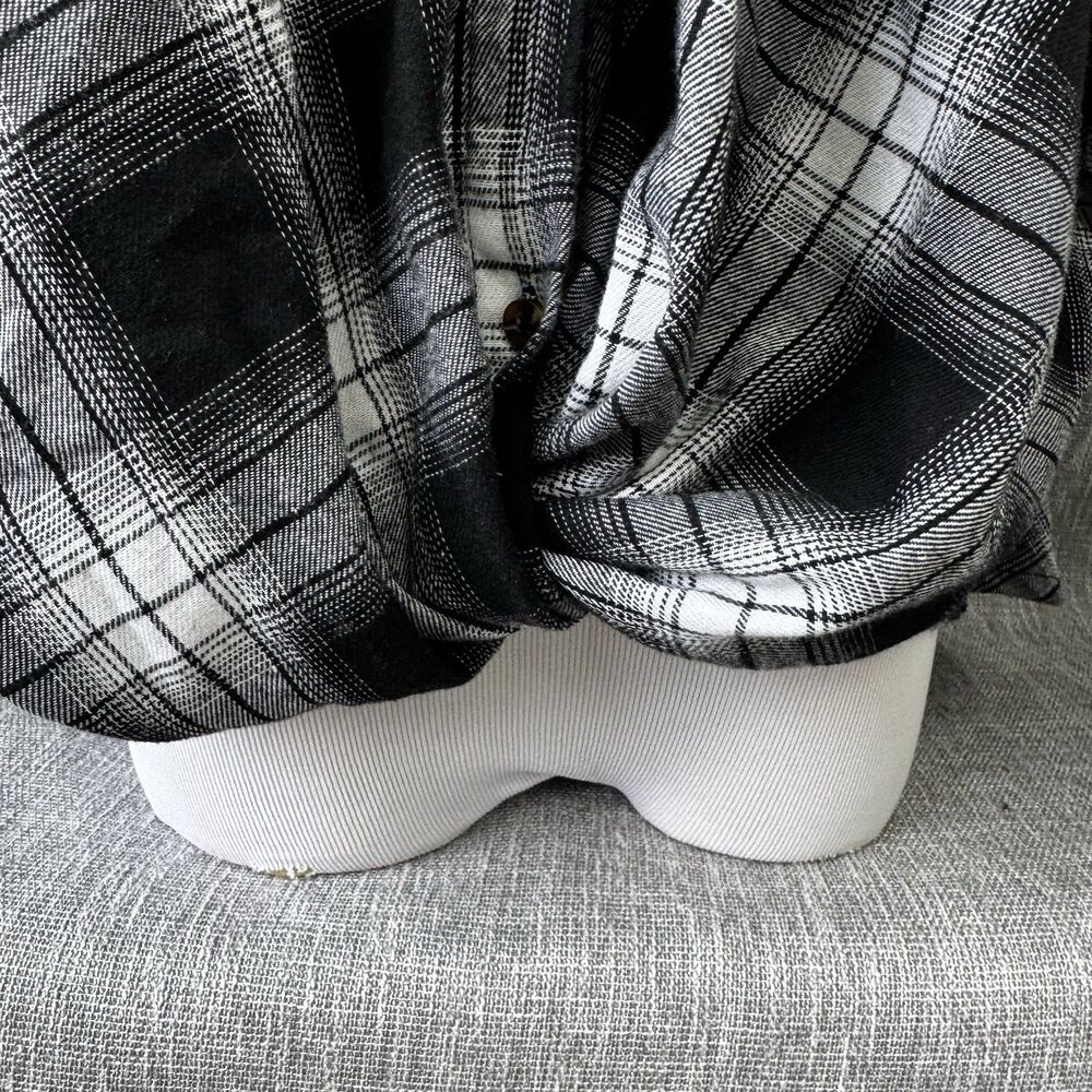 Shein Women's  Twisted Front Drop Shoulder Flannel Shirt Sz XS oversized loose - Picture 2 of 8